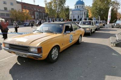 Mercedes Benz - Ралли классических авто XX века прошло в Приозерском районе - mk.ru - Ленинградская обл. - Приозерск