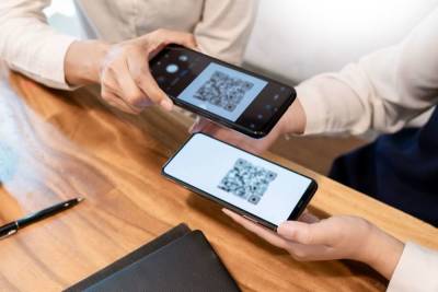 Власти Петербурга разъяснили, как будут проверять QR-коды горожан - spb.mk.ru - Санкт-Петербург