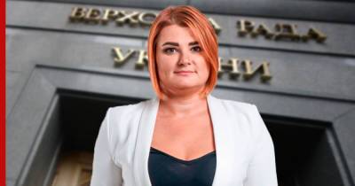 Людмила Буймистер - На Украине заявили, что страну "ставят на колени перед Москвой" - profile.ru - Москва - Россия - Украина