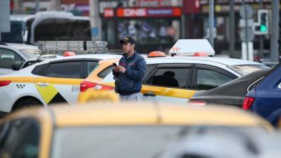 В Москве с начала года количество ДТП с такси сократилось на 15% - iz.ru - Москва - Россия - Израиль