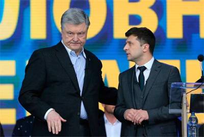 Владимир Зеленский - Петр Порошенко - За Зеленского готовы голосовать 24,7% украинцев, за Порошенко 15,6% - опрос КМИС - bin.ua - Украина - Киев
