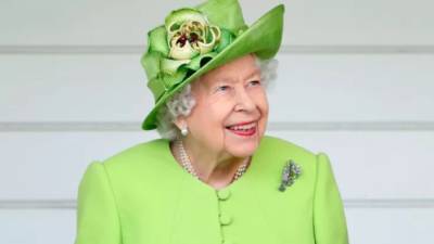 Елизавета II - Британская королева Елизавета II отказалась принимать премию «Старушка года» - enovosty.com - Англия