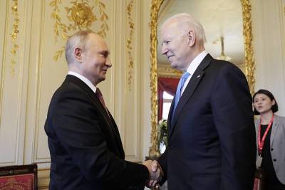 Владимир Путин - Дмитрий Песков - Сергей Рябков - Дмитрий Козак - Виктория Нуланд - Джо Байден - Песков оценил шансы на встречу Путина и Байдена до конца года - tvc.ru - Москва - Россия - США