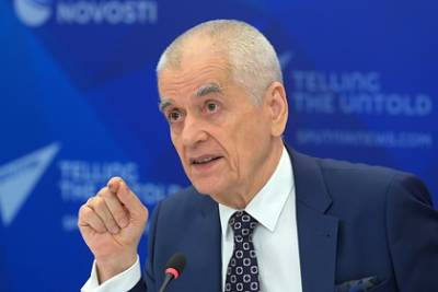 Геннадий Онищенко - Андрей Макаревич - Онищенко оценил предложение брать деньги за лечение с непривитых от COVID-19 - lenta.ru - Россия