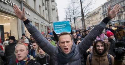 Олег Сенцов - Навальный - Премия Сахарова в этом году досталась Навальному - focus.ua - Украина