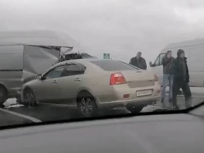 В Петербурге на юго-западной части КАД произошло массовое ДТП - neva.today - Санкт-Петербург