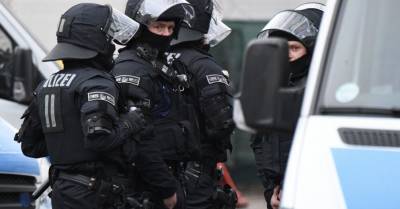 В Германии планировался вооруженный мятеж: проведены облавы на правоэкстремистскую группировку "Клан берсерков" - rus.delfi.lv - Германия - Берлин - Латвия
