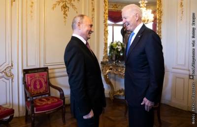 Владимир Путин - Джо Байден - Джен Псаки - Псаки заявила, что Белый дом не готов сообщить о возможности встречи Путина и Байдена - interfax.ru - Москва - Россия - США
