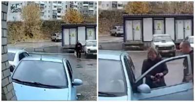 Уфимка во время парковки перепутала педали, влетела в дом и устроила истерику - skuke.net - Башкирия - Интересно
