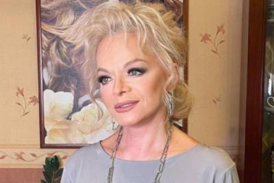Лариса Долина - «Отвал башки!»: изменившая внешность Лариса Долина впечатлила россиян - mk.ru