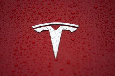 Илоном Маский - Tesla отчиталась о рекордной выручке за 3 кв - smartmoney.one - Техас - Берлин - Reuters