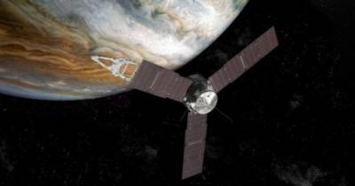 Европа во всей красе. Аппарат "Юнона" заглянул в гости к спутнику Юпитера (фото) - focus.ua - Украина - Европа