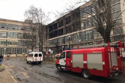 «Олмарт» получит 26 млн рублей после пожара в здании ЛЭМЗ - abnews.ru - Санкт-Петербург - район Красносельский, Санкт-Петербург