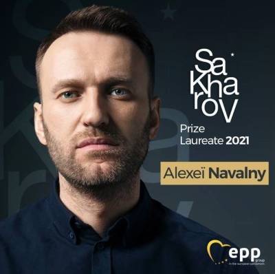 Алексей Навальный - Дмитрий Песков - Андрей Сахаров - В Кремле критически отнеслись к присуждению премии Сахарова Алексею Навальному - znak.com - Россия