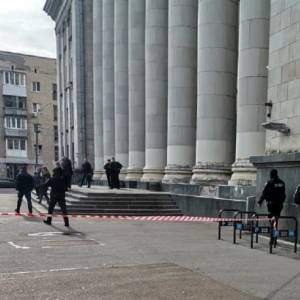В Житомире проверяют сообщение о минировании суда - reporter-ua.com - Украина - Житомирская обл. - Житомир