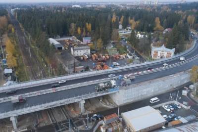Дорожники готовят к запуску движения новый путепровод во Всеволожске - mk.ru - Ленинградская обл. - Всеволожск