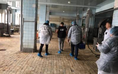 В Киеве за поставку военным некачественных продуктов объявили подозрения - korrespondent.net - Украина - Киев - Донбасс