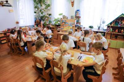 В детских садах Петербурга на нерабочие дни будут организованы дополнительные группы - neva.today - Россия - Санкт-Петербург