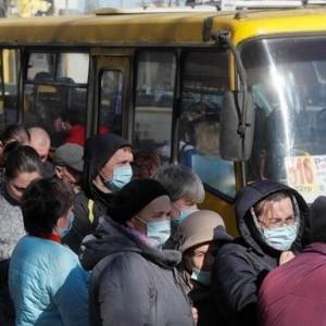 В Днепре из-за карантина произошел транспортный коллапс. Фото - reporter-ua.com - Днепр