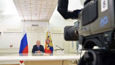 Владимир Путин - Дмитрий Песков - Путин будет проводить совещания по видеосвязи в период нерабочих дней - iz.ru - Россия - Израиль