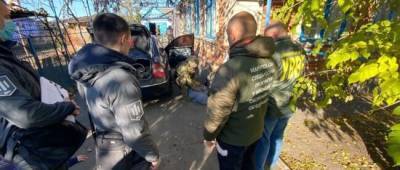 В Мариуполе задержали инспектора погранслужбы за торговлю наркотиками (фото) - w-n.com.ua - Украина - Мариуполь