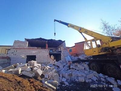 В Троицке возбуждено уголовное дело по факту гибели рабочего при обрушении в здании - nakanune.ru - Троицк