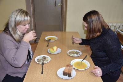 Алексей Смирнов - Костромские родители всегда могут проверить качество школьных обедов - kostroma.mk.ru - Кострома