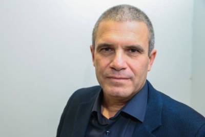 Несостоявшемуся начальнику полиции Галю Гиршу предъявлено обвинение в налоговых преступлениях - news.israelinfo.co.il