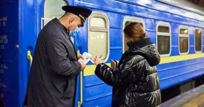 В "Укрзализныце" подсчитали, сколько пассажиров не пустили на поезда из-за новых правил - focus.ua - Украина