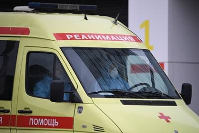 В Москве подросток попал в реанимацию после укола врачей - lenta.ru - Москва - Чита