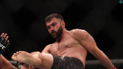 Шамиль Абдурахимов - Боец UFC Абдурахимов признался, что ещё не делал прививку от коронавируса - russian.rt.com - Россия