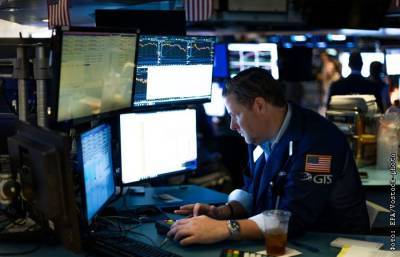 S&P 500 завершил торги с историческим рекордом, Dow Jones слабо снизился - interfax.ru - Москва