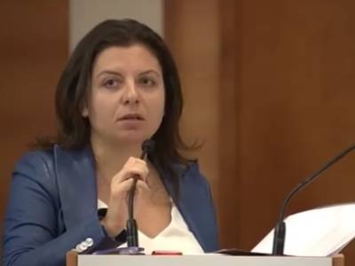 "Тех, кого Вы называете "идиотами", 70% населения". ИА Regnum обратилось к Симоньян по поводу ковид-вакцинации - nakanune.ru - Россия