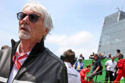 Майкл Андретти - Экклстоун сомневается, что Андретти купит Sauber - f1news.ru - Швейцария