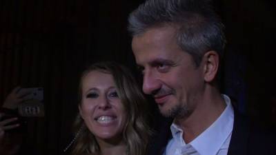 Константин Богомолов - Ксения Собчак - Муж Собчак откроет клуб для интеллектуалов с абонементами за два миллиона рублей - 5-tv.ru