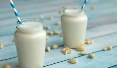 Что такое безлактозное молоко и может ли оно заменить обычное - skuke.net