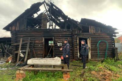 В Ивановской области полицейские спасли людей от гибели на пожаре - mkivanovo.ru - Ивановская обл.