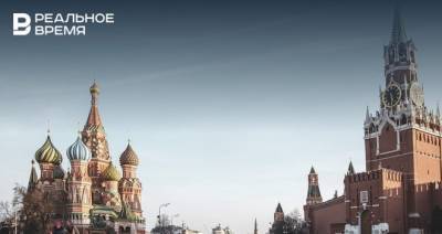 В Москве из-за сильного ураганного ветра с кремлевской стены упали строительные леса - realnoevremya.ru - Москва - Россия - респ. Татарстан - Казань