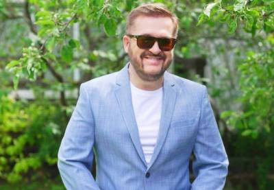 Александр Пономарев - Сын Пономарева от бывшей жены поразил сходством с моложавым отцом: "Мальчик превращается в парня" - sport.politeka.net - Украина - Киев