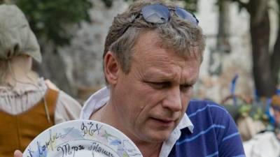 Алек Болдуин - Сергей Жигунов - Галина Хатчинс - Актер Жигунов напомнил о смертях артистов в отечественном кино после трагедии с Болдуином - inforeactor.ru - Россия - США