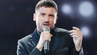 Сергей Лазарев - Сергей Лазарев засветил зону бикини на фото: «Начал утро со спорта» - 5-tv.ru