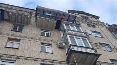 Курьез: в сети высмеяли новый царь-балкон в Киеве. ФОТО - enovosty.com - Киев