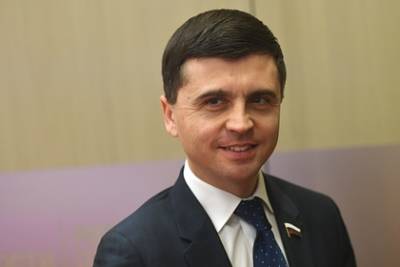 Владимир Зеленский - Руслан Бальбек - Алексей Арестович - В Крыму жестко ответили на слова о полномасштабной войне Украины с Россией - lenta.ru - Россия - Украина - Киев - Крым