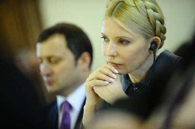 Петр Порошенко - Юлия Тимошенко - Тимошенко назвала ложью заявления о поставках европейского газа Украине - aif.ru - Украина - Киев