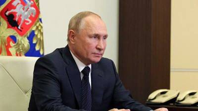 Владимир Путин - Дмитрий Песков - Путин проведет пресс-конференцию в конце 2021 года, что об этом сказал Дмитрий Песков - yur-gazeta.ru - Россия
