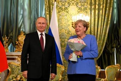 Владимир Путин - Ангела Меркель - Меркель еще 20 лет назад осознала наличие разногласий с Путиным - mk.ru - Россия - Украина - Крым - Германия - с. Путин
