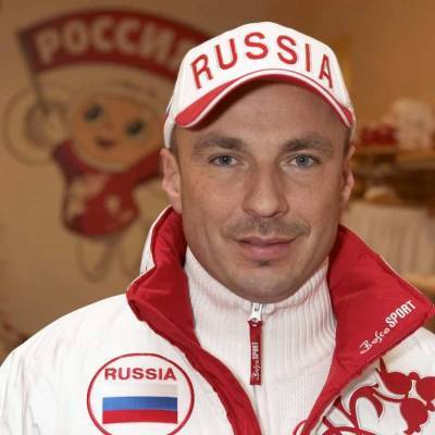 Александр Жулин - Фигурист Александр Жулин рассказал о своих попытках «сбежать» из СССР - actualnews.org
