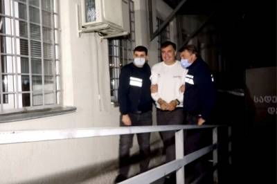 Михаил Саакашвили - Николоз Кипшидзе - Саакашвили сделали в тюрьме переливание крови - aif.ru - Грузия