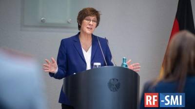 Аннегрет Крамп-Карренбауэр - Глава минобороны Германии призвала НАТО начать угрожать России - rf-smi.ru - Россия - Белоруссия - Германия