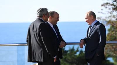 Владимир Путин - Нафтали Беннет - По окончании визита в Сочи: Путин пригласил Беннета в Санкт-Петербург - vesty.co.il - Россия - Санкт-Петербург - Сочи - Израиль